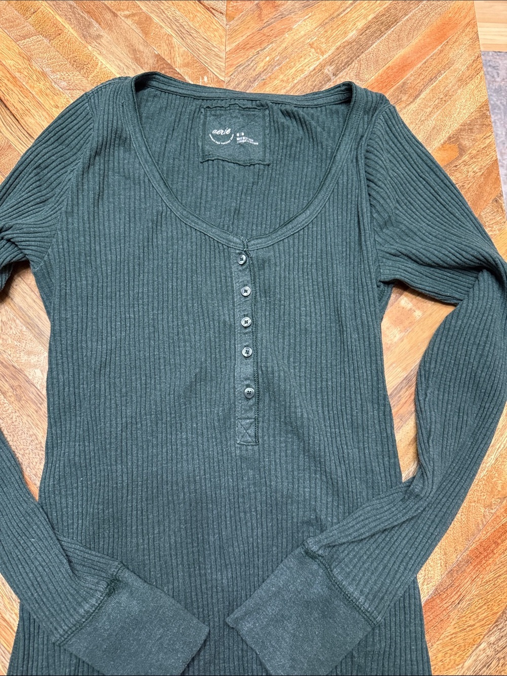 aerie Ribbed Henley Long Sleeve Top - Forest Green Women’s Size M - Picture 3 of 7